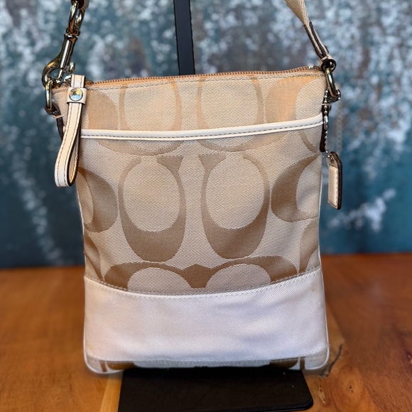 Coach Handbags - Coach Vintage Y2K Signature Stripe Swingpack Crossbody Bag w/Leather Trim